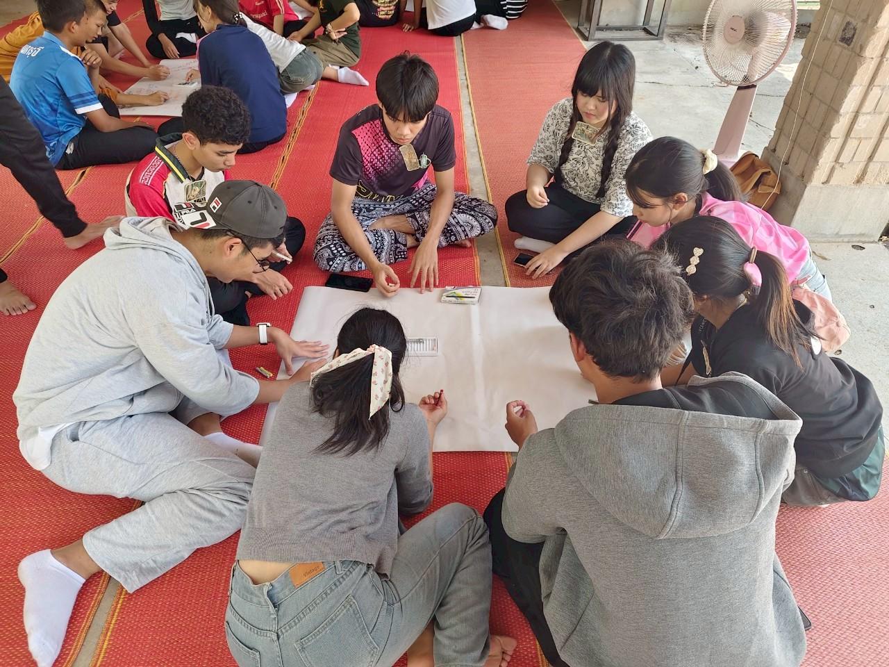 LINE_ALBUM_Day-3_250509_6.jpg