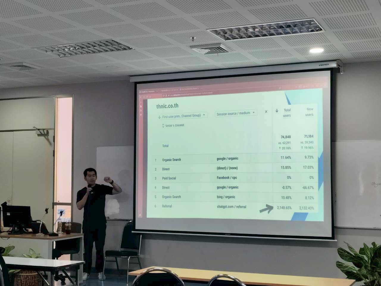 LINE_ALBUM_MFU_251111_19