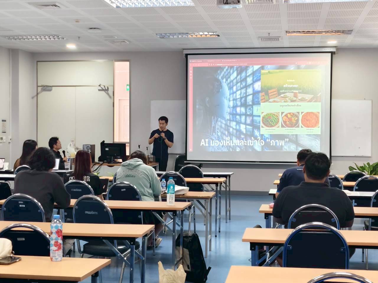 LINE_ALBUM_MFU_251111_37