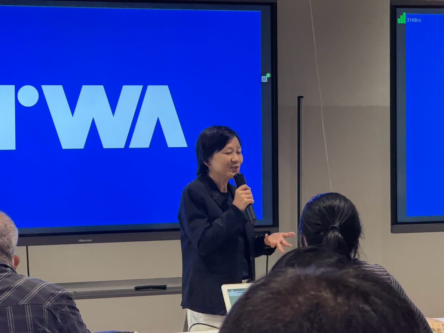 LINE_ALBUM_TWA 12.9.69_260914_57